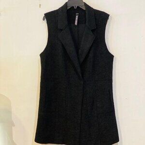 Design Lab Lord and Taylor Black Sleeveless Sz L